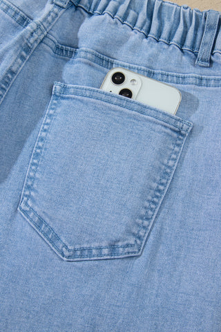 Beau Blue Solid Color Square Patch Pocket Ankle-length Barrel Jeans